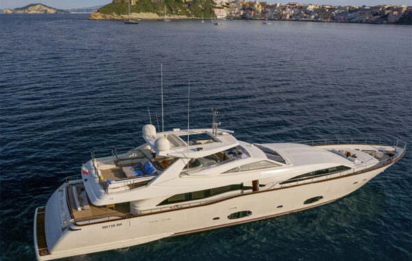 Annemarie CustomLine 97 Ferretti (23)