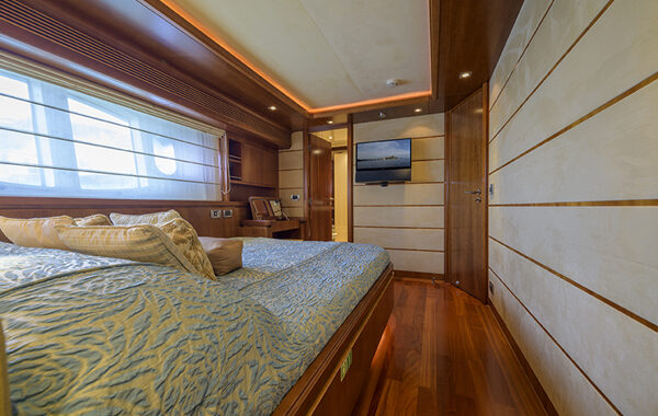 Annemarie CustomLine 97 Ferretti (3)