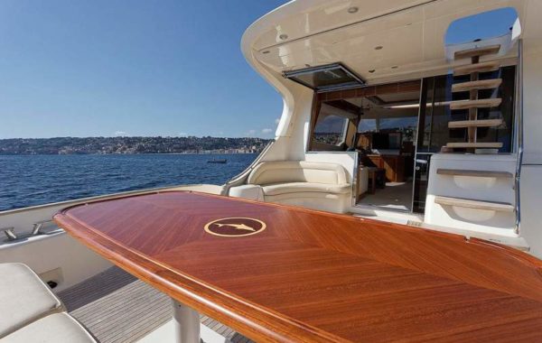 SEA PASSIO mochi64 yacht charter