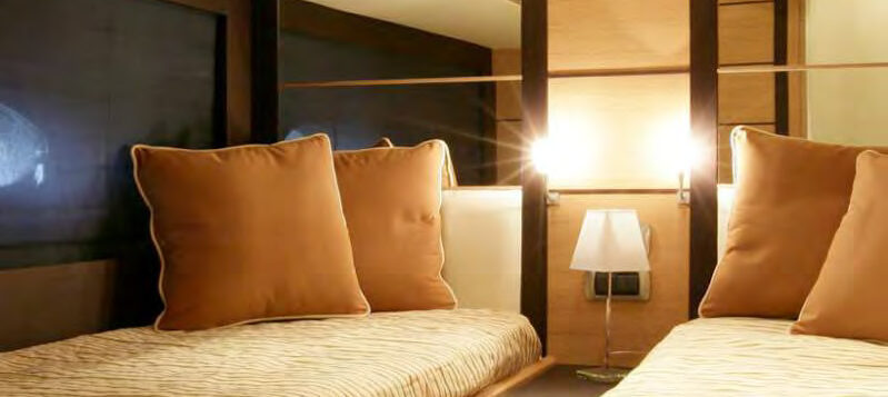 SUSY-Abacus62-guestcabin