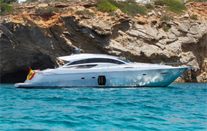 motor yacht navetta dislocante