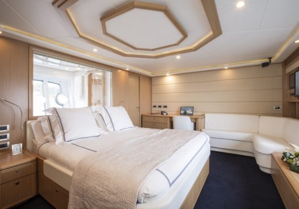 ferretti881_sans_abri (10)