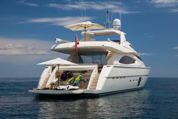 ferretti881_sans_abri (4)