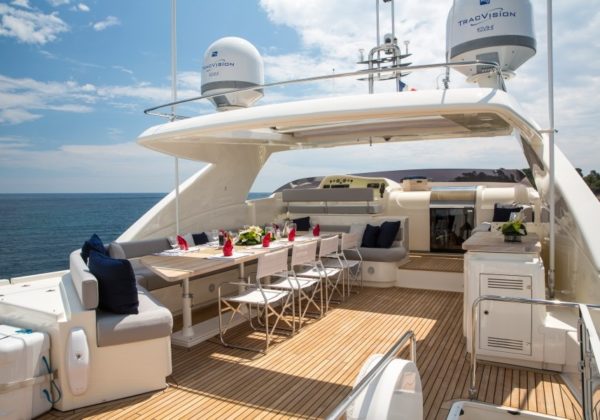 ferretti881_sans_abri (7)
