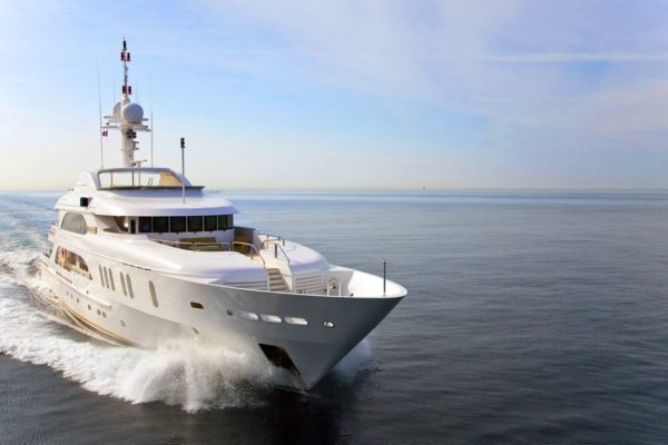 Motor Yacht Sensation (2)