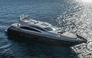 motor yacht navetta dislocante