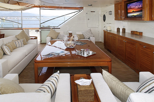 jasali_aft-deck